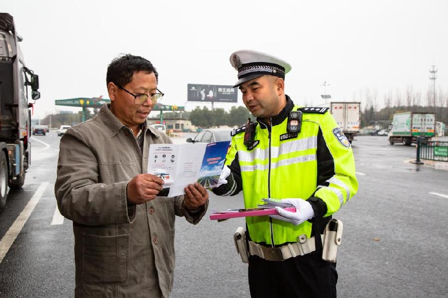 中国网事·感动2022丨常州交警李忠：用生命诠释忠不避危